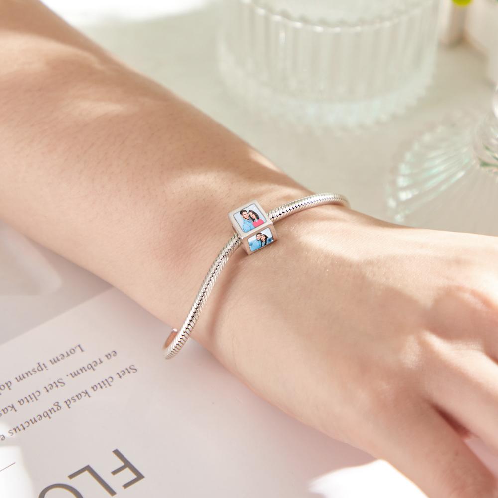Benutzerdefinierter vierseitiger Foto-Charm, quadratischer Kupfer-Charm, kreatives Geschenk für Frauen