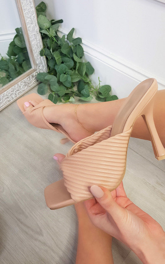 Faux Leather Textured Mule
