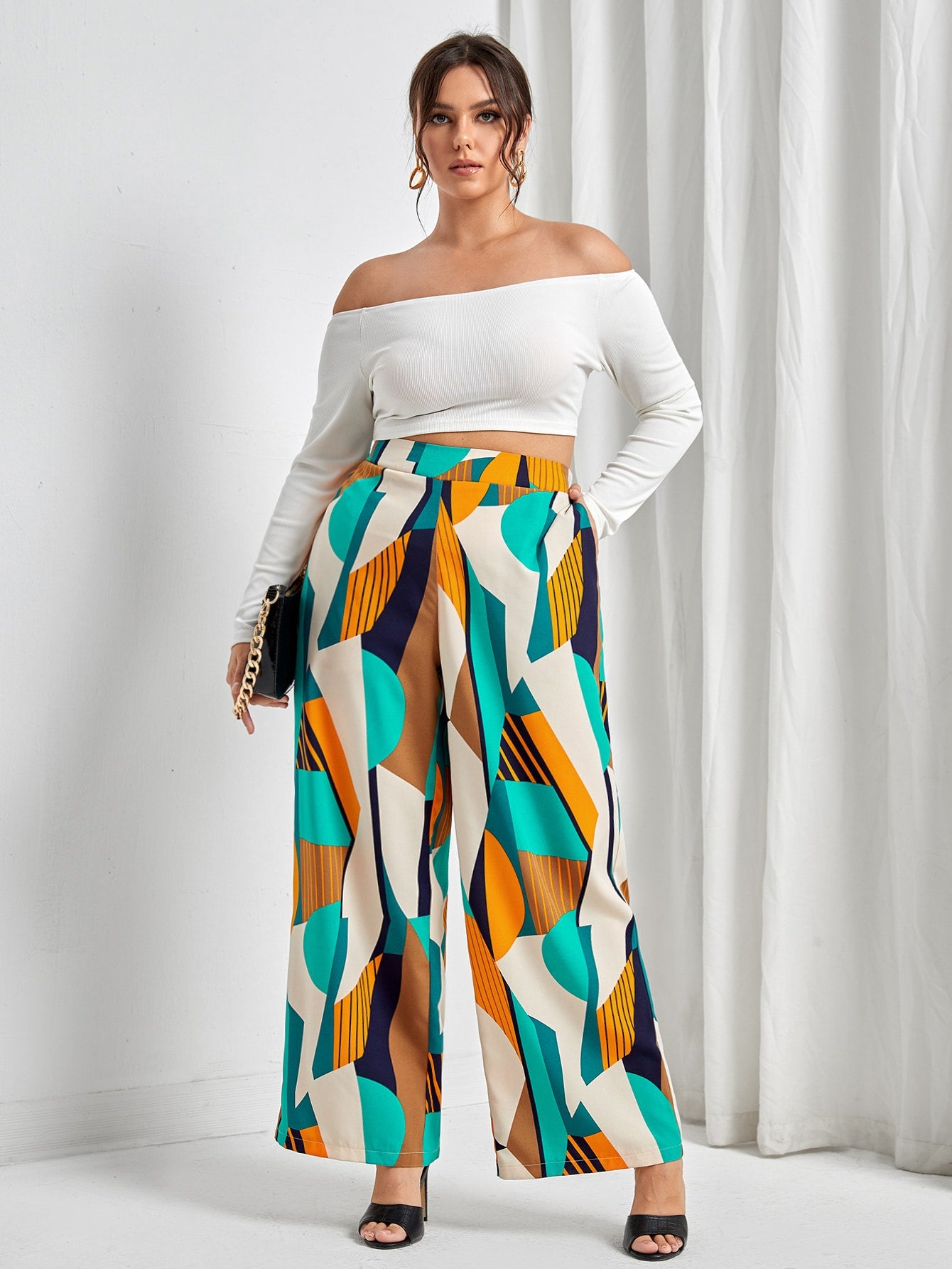 Clasi Plus Hose mit weitem Bein und Geo-Print