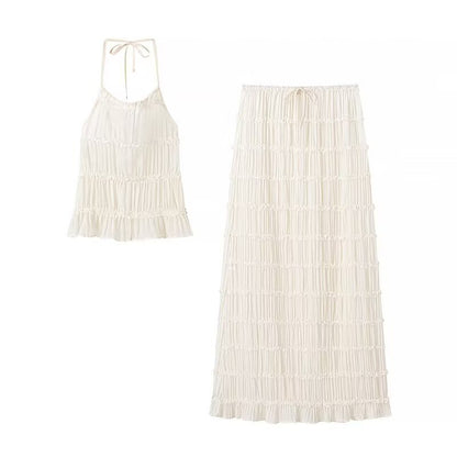 Two piece set of backless neck hanging suspender pleated long skirt