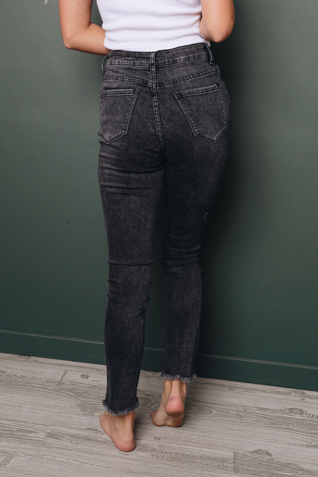 Ellen Frayed Skinnies-14