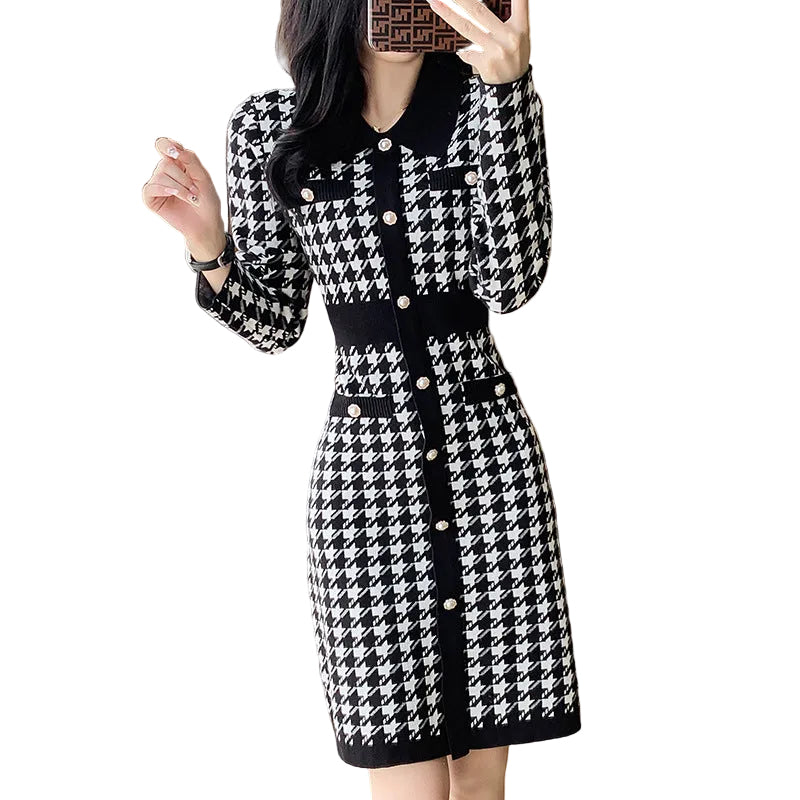 Elegant Checkered Long Sleeve Flared Dress
