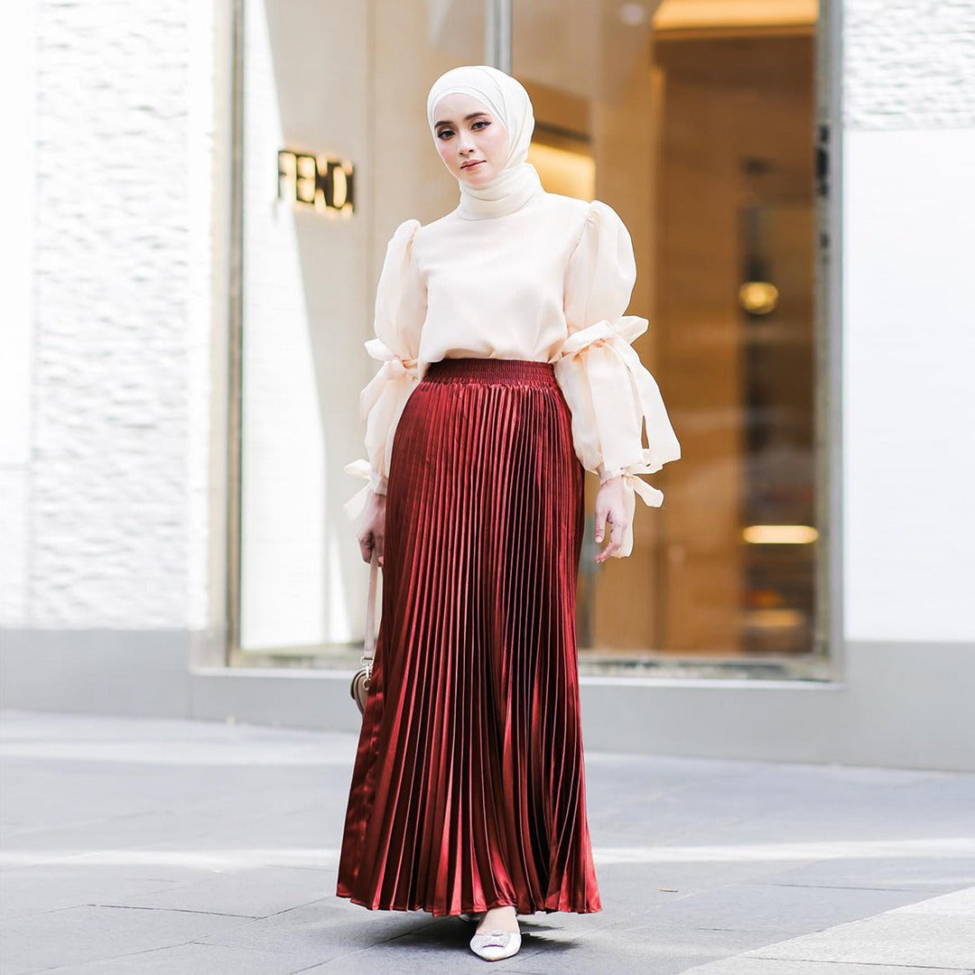 Seven color pleated skirt with large hem floor length skirt