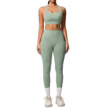 Cloud Sensation Yoga Set – Brushed Solid Color Sports Bra & High-Waist Leggings