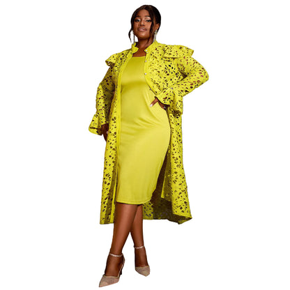 Chic Lace Coat Dress with Half-Turtleneck & Cardigan-Style Layering