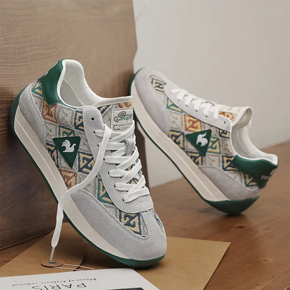 New Retro Brown Men's Sneakers Brand Designer Trainers Men Jogging Shoes Fashion Platform Shoes Men Beathable Running Shoes