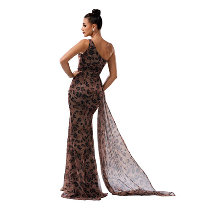 One-shoulder Diagonal Collar Leopard Sequined Evening Dress