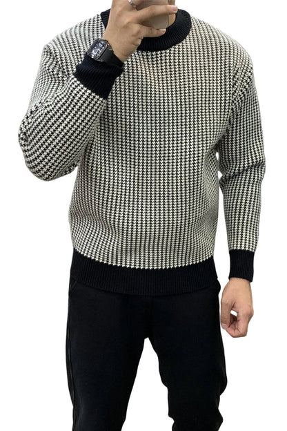 Men’s Round Neck Slim Fit Plaid Sweater