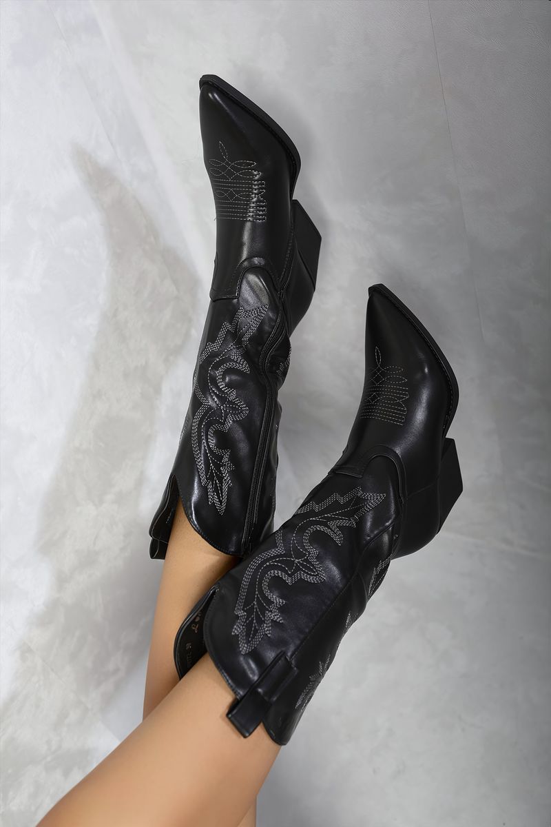 High Pointed Toe Embroidered Thick Heel Cowboy Boots