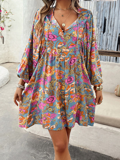 Neues lockeres, lässiges Ganzkörper-Printkleid mit V-Ausschnitt 