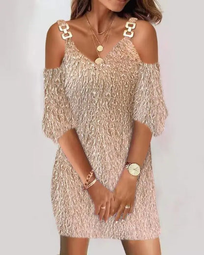 Flauschiges, schulterfreies Freizeitkleid