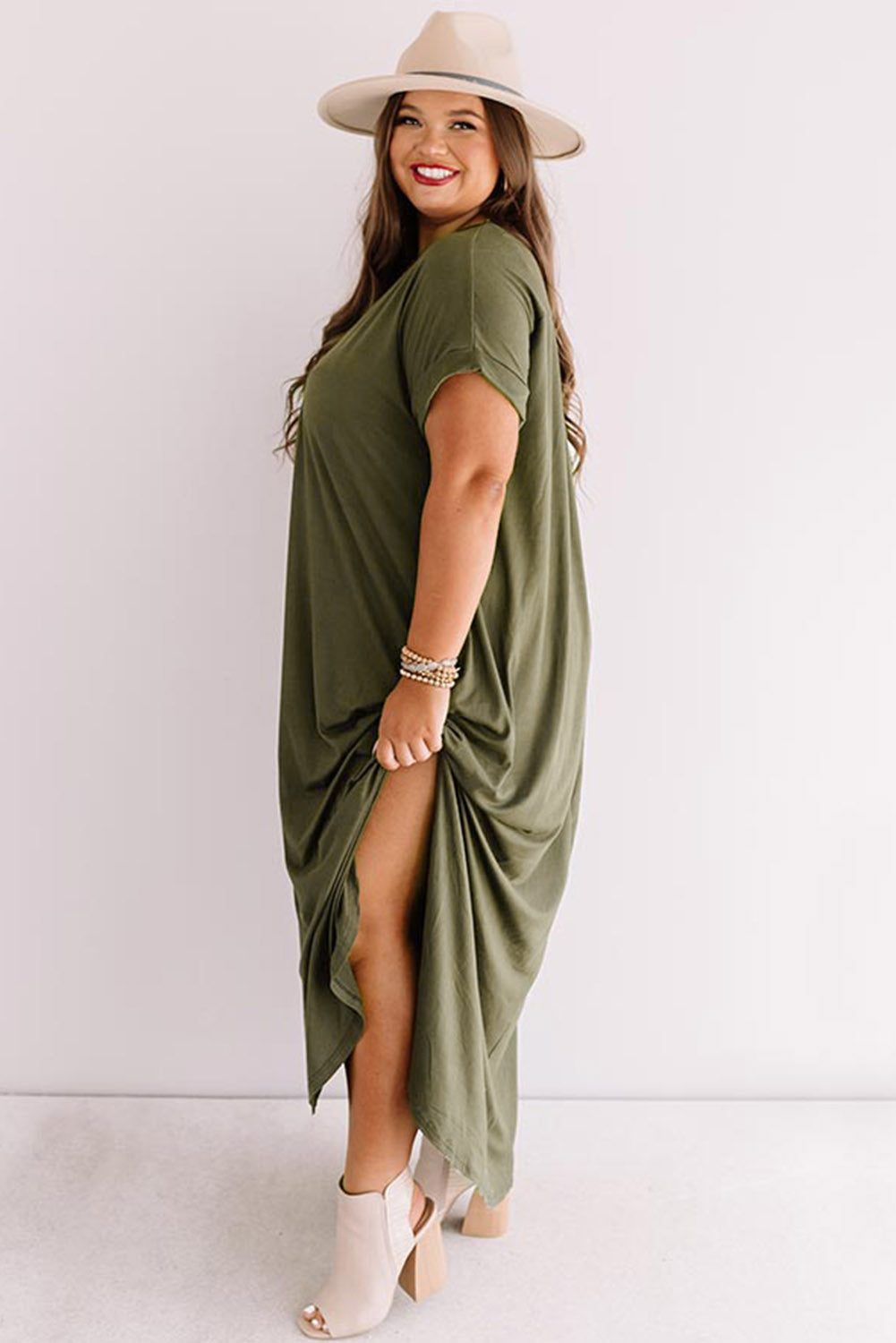 Green Plus Size V Neck Rolled Cuffs Maxi Dress-8