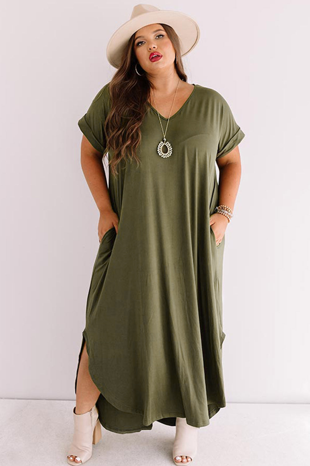 Green Plus Size V Neck Rolled Cuffs Maxi Dress-9