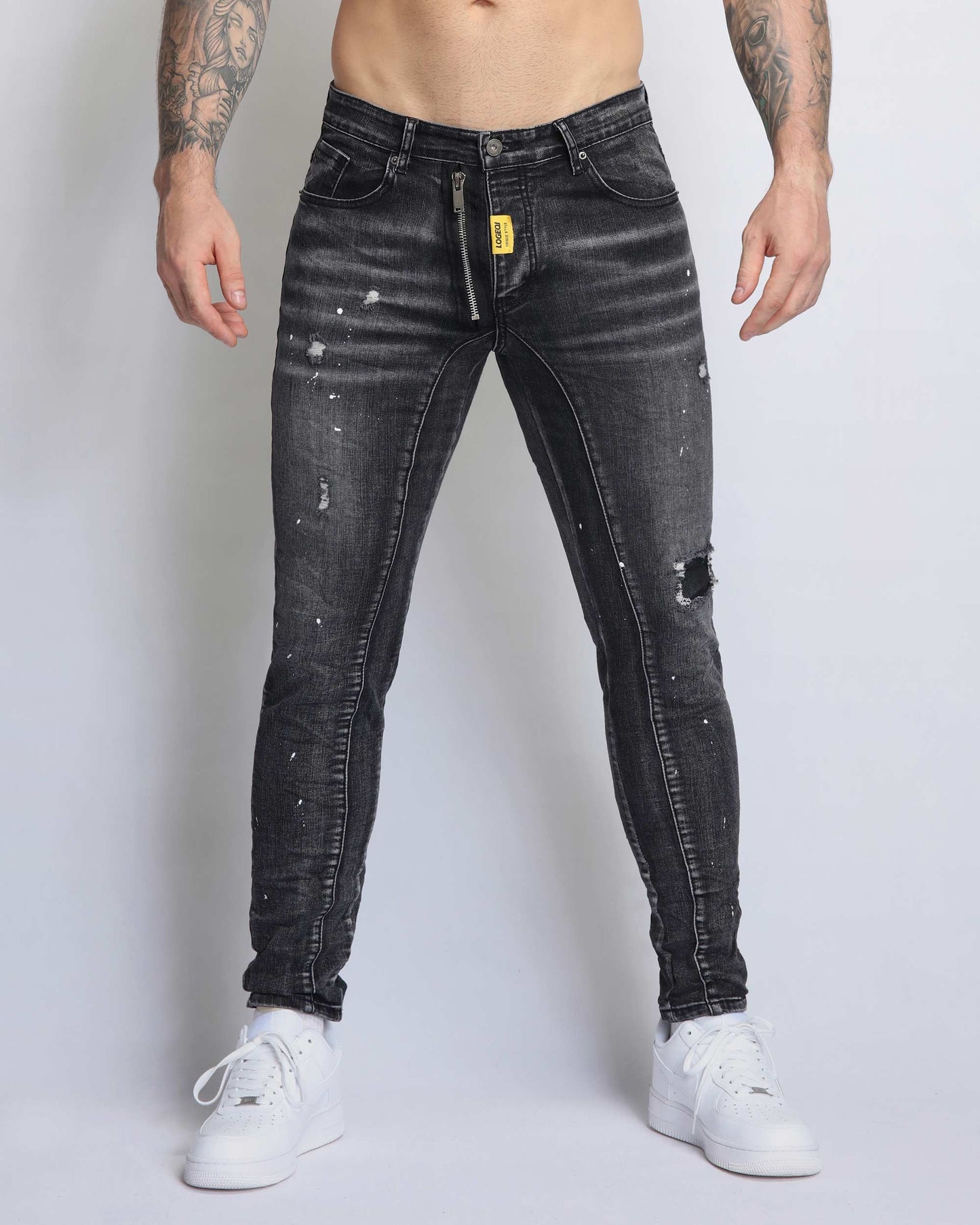 Spray Paint Ripped Black Jeans with Special Zipper Design