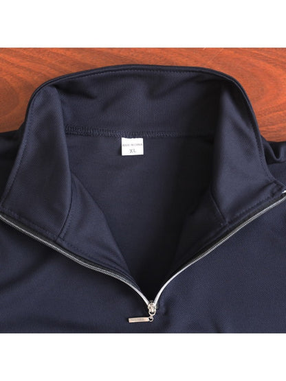 Herrenanzug in reiner Farbe mit Stehkragen, Oberteil und Hose 
