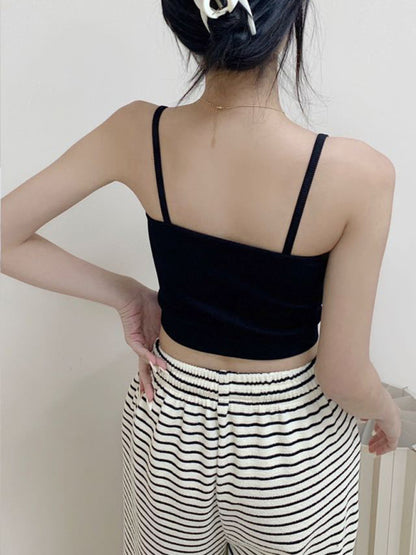 Einfarbiges, eng geripptes Crop-Top mit Rundhalsausschnitt für Damen 